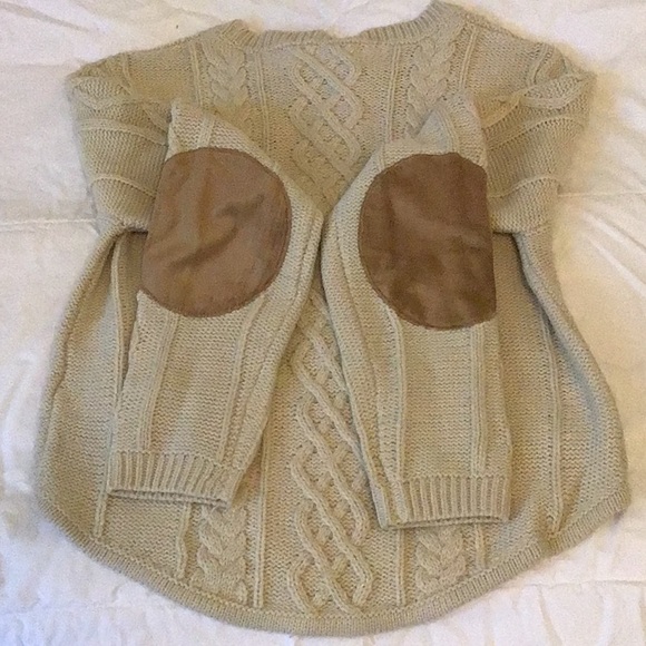 Sweater - Picture 5 of 5